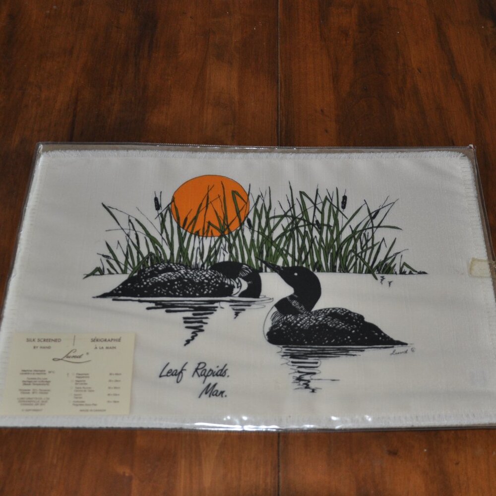 4 New Leaf Rapids Manitoba Silk Screen Loons Placemats Lund Craft Co. 30x45cm